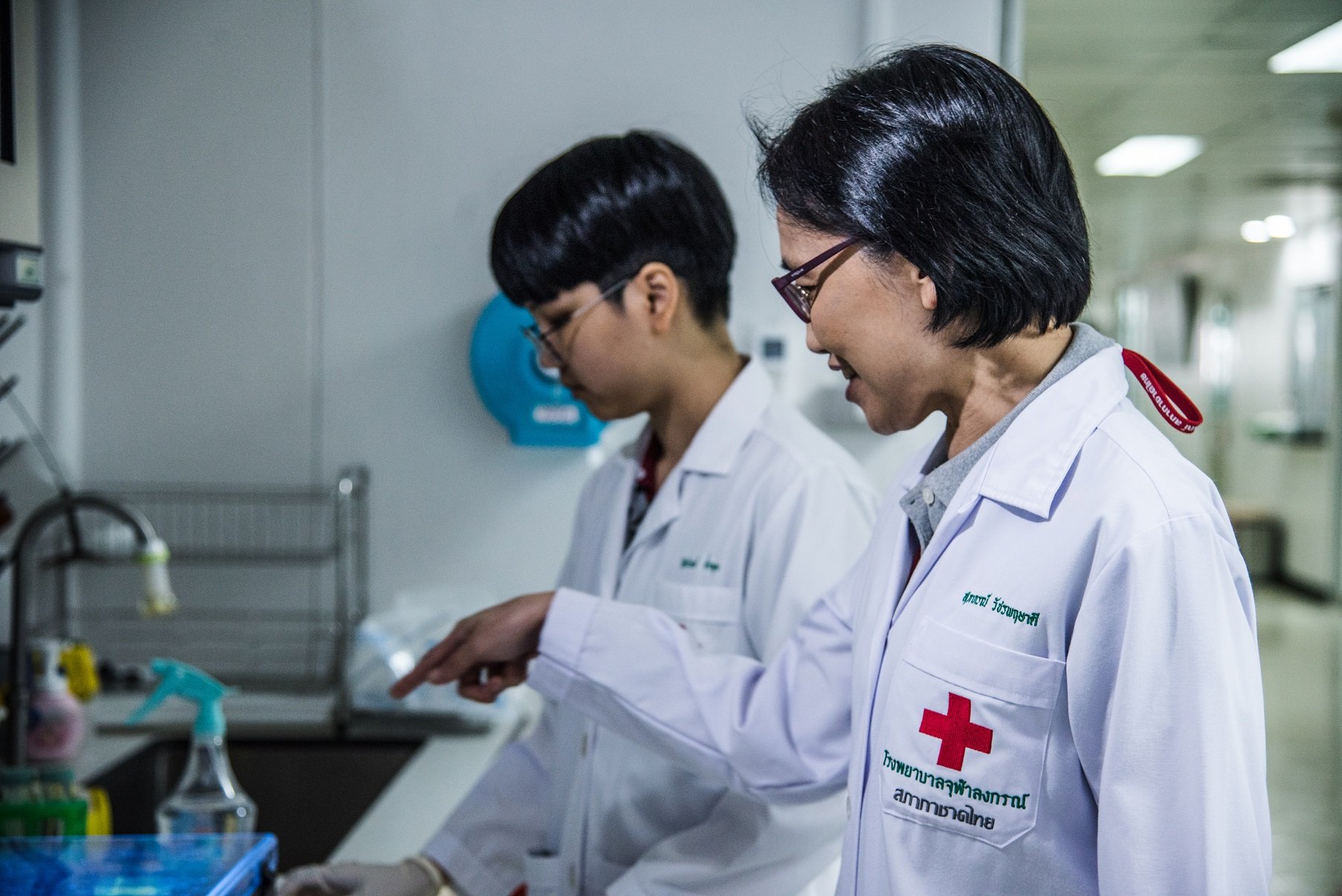 Dr. Supaporn Wacharapluesadee and one of her team members who worked on the first COVID-19 case validation at Thai Red Cross Emerging Infectious Diseases at Chulalongkorn University Dr. Supaporn Wacharapluesadee and one of her team members who worked on the first COVID-19 case validation at Thai Red Cross Emerging Infectious Diseases at Chulalongkorn University